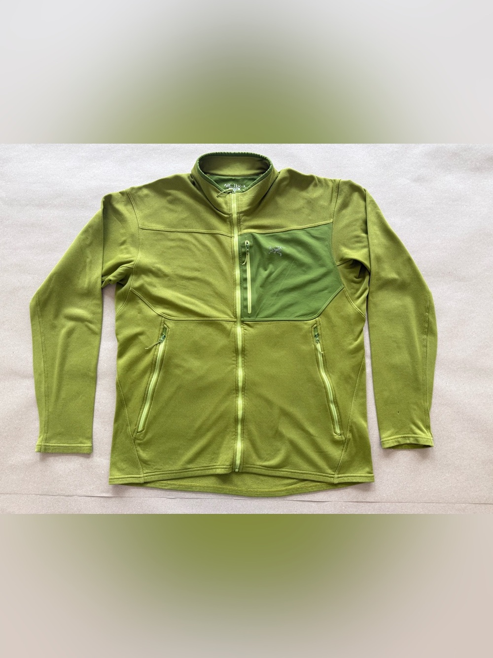 Arc'teryx — Men's Lime Green Full-Zip Performance Fleece Jacket — Size XL